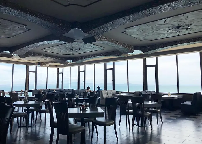 Pomorie Sun فندق 3*