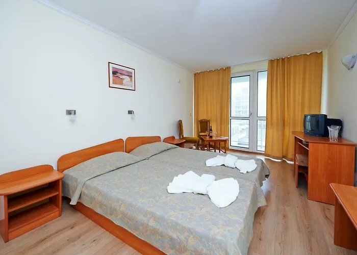 فندق Pomorie Sun