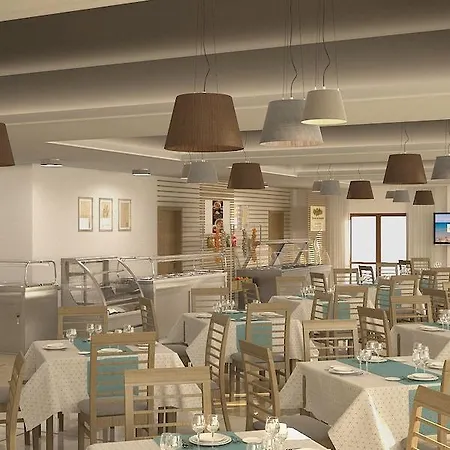 Готель Pomorie Sun