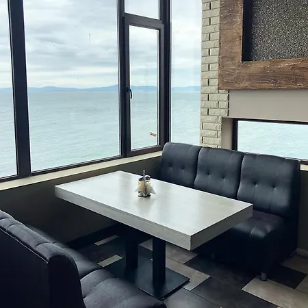 Pomorie Sun Готель Сонячний Берег