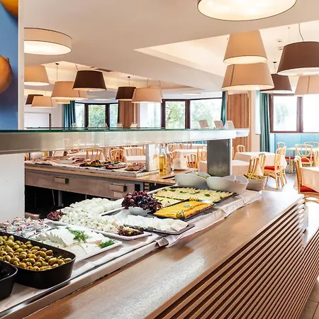 Pomorie Sun Hotel 3*