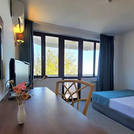 Szálloda Pomorie Sun 3*