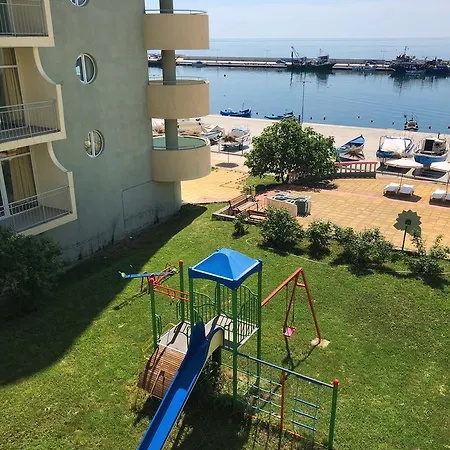 Pomorie Sun Szálloda 3*