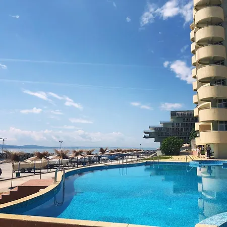 فندق Pomorie Sun