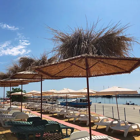 Pomorie Sun فندق 3*